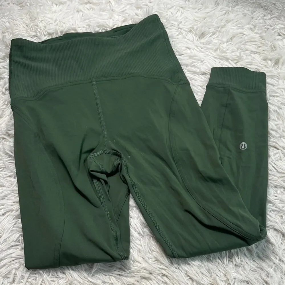 Lululemon Train Free High-Rise Crop 23